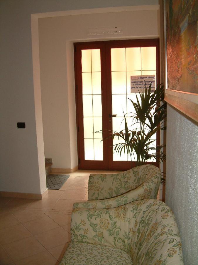 Scano Comfort Inn Санта-Тереза-Галлура Экстерьер фото