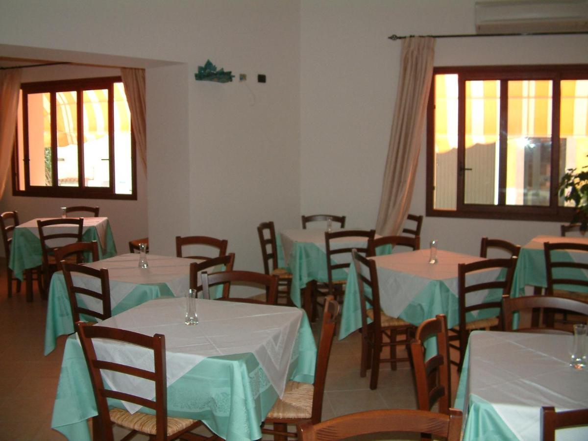 Scano Comfort Inn Санта-Тереза-Галлура Экстерьер фото
