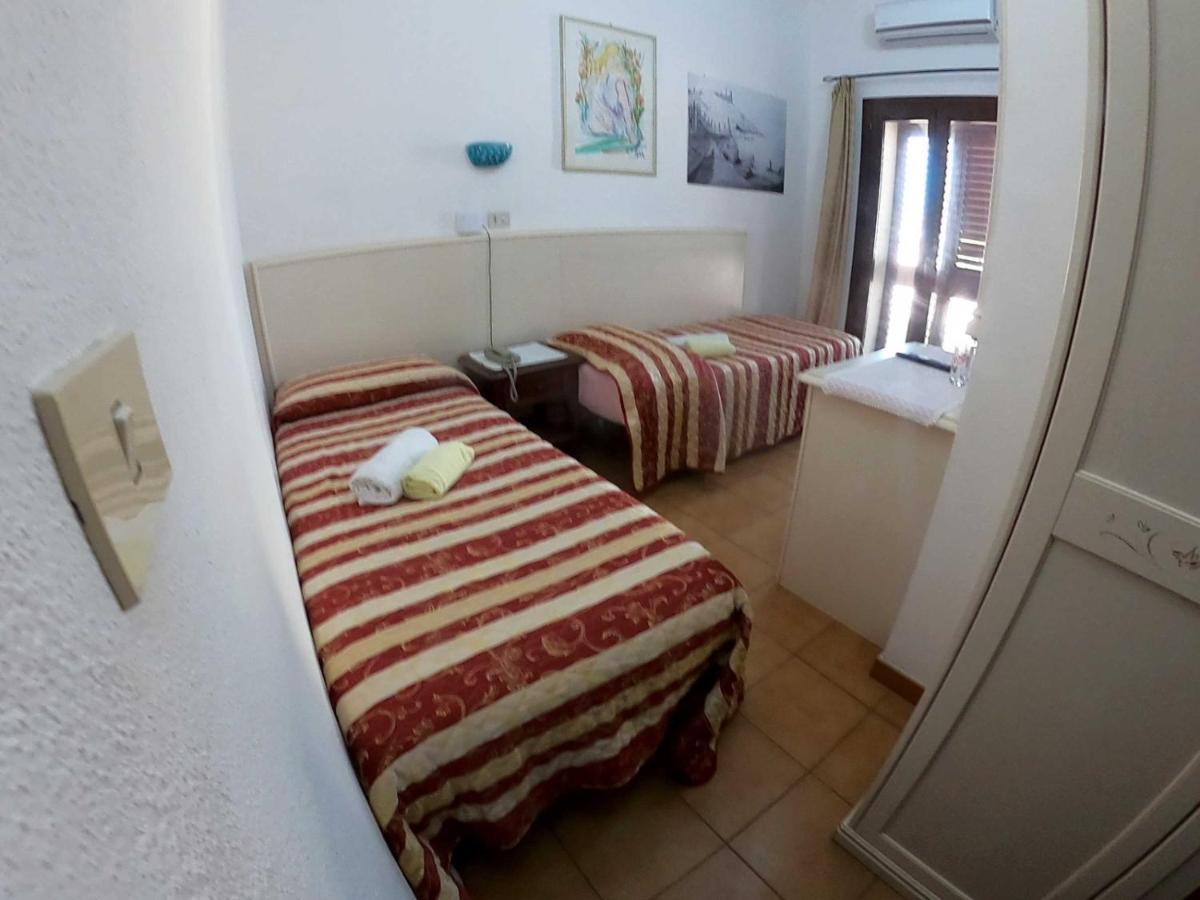 Scano Comfort Inn Санта-Тереза-Галлура Экстерьер фото
