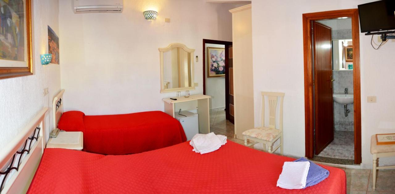 Scano Comfort Inn Санта-Тереза-Галлура Экстерьер фото