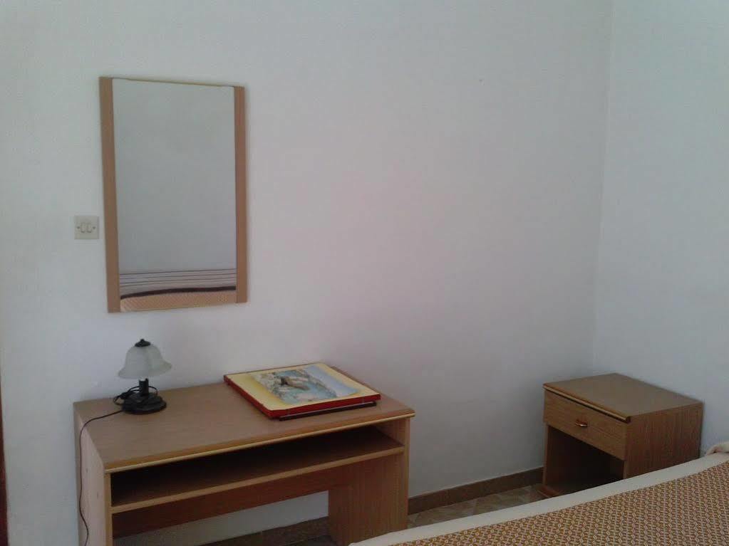 Scano Comfort Inn Санта-Тереза-Галлура Экстерьер фото